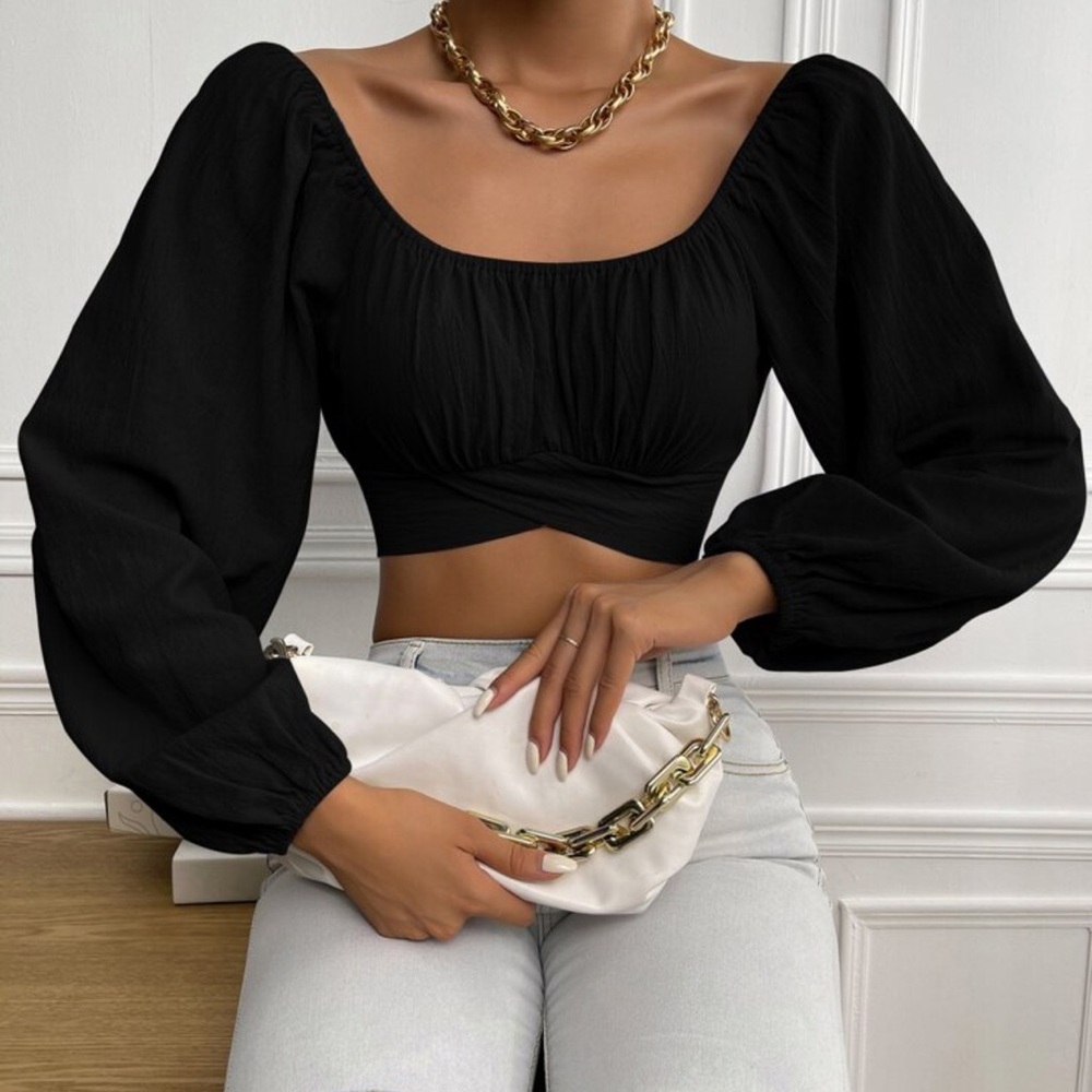 SHEIN Black Puff Sleeve Blouse